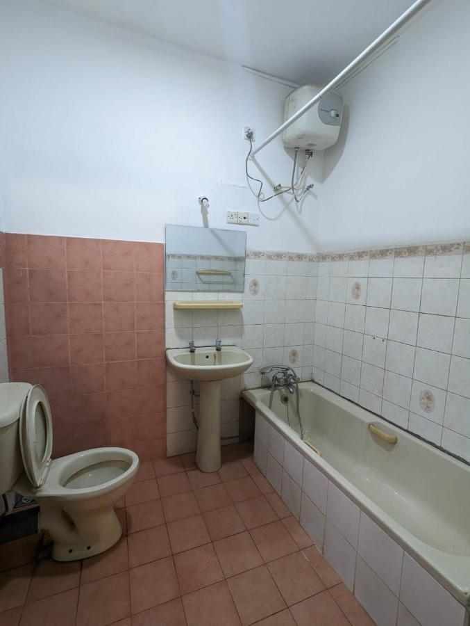 רג'גיריה Shiranthi Guest House מראה חיצוני תמונה